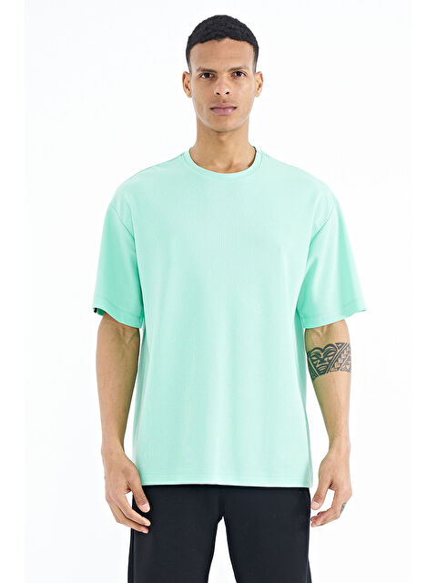 Tommylife Su Yeşili Kol Arma Detaylı Basic Oversize Erkek Tişört - 88193 - S000028047-20054