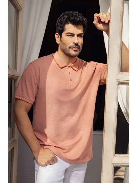 AC&Co / Altınyıldız Classics Erkek Kiremit-Bej Pamuklu Comfort Fit Rahat Kesim Polo Yaka Cepli Tişört