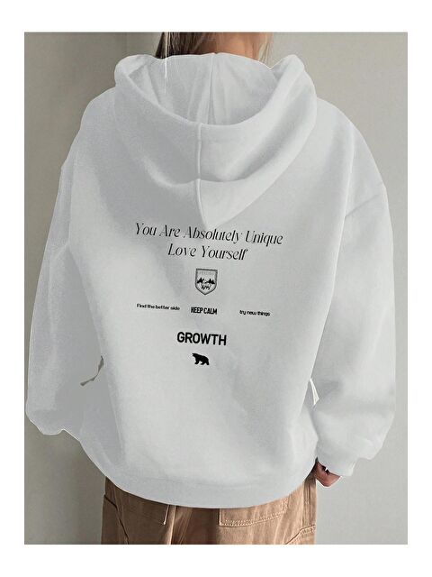 Trendseninle Kadın Beyaz Calm Growth Baskılı Oversize Kapüşonlu Sweatshirt - S000107337-20063