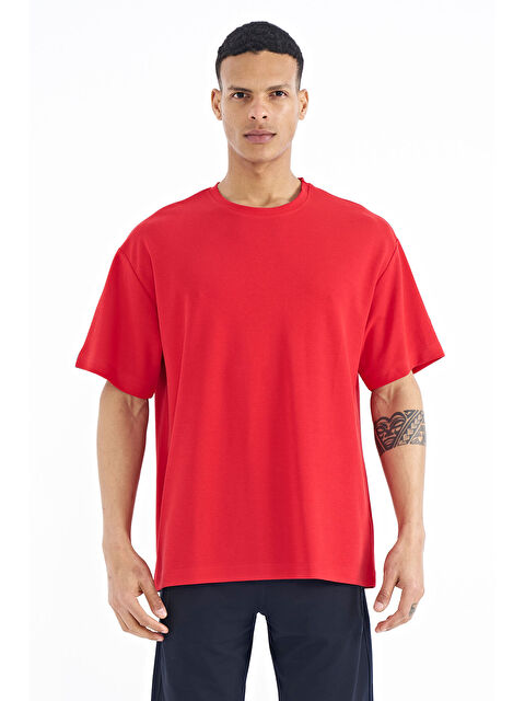 Tommylife Kırmızı Kol Arma Detaylı Basic Oversize Erkek Tişört - 88193 - S000028047-20045