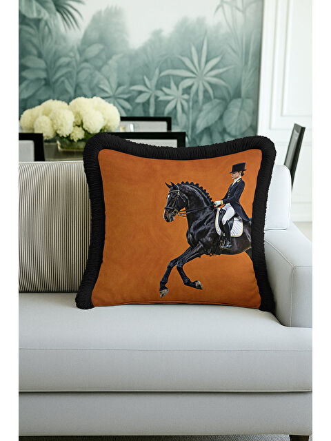 Milbay Grup Atlı Zarif Şıklık Saçaklı Yastık Kılıfı - Klasik Equestrian Siyah Gold Püsküllü Kırlent Kılıfı