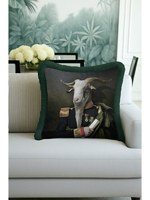 Milbay Grup Asil Portre Saçaklı Yastık Kılıfı - Vintage General Temalı Koyu Yeşil Püsküllü Kırlent Kılıfı