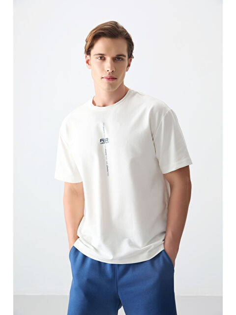 Air Jones Ekru Pamuklu Kalın Yumuşak Dokulu Oversize Fit Baskılı Erkek Tişört - 88373 - S000160617-19965