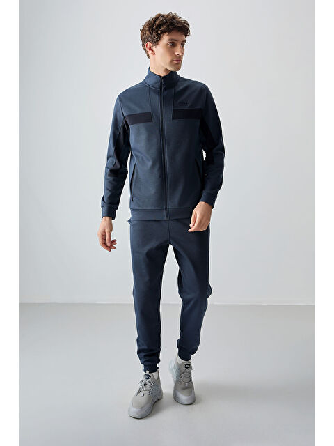 Air Jones Yüzeyi Dokulu Standart Fit Nakışlı Erkek Eşofman Takım - 85248 - S000191363-23093