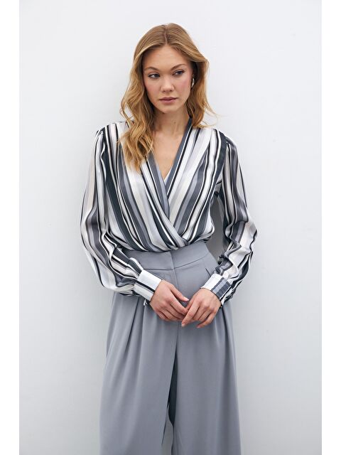 SATEEN Çizgili Bodysuit Bluz - Gri - S000323397-20600