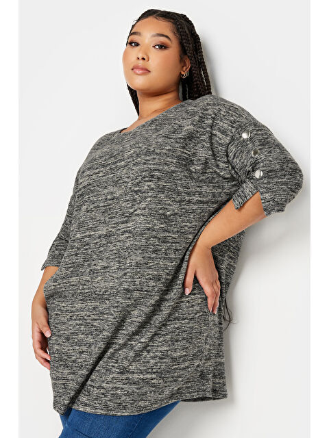 Stil Diva Büyük Beden Yarım Kollu Düğme Detaylı Yumuşak Dokulu Kazak 302987 - S000362103-20600