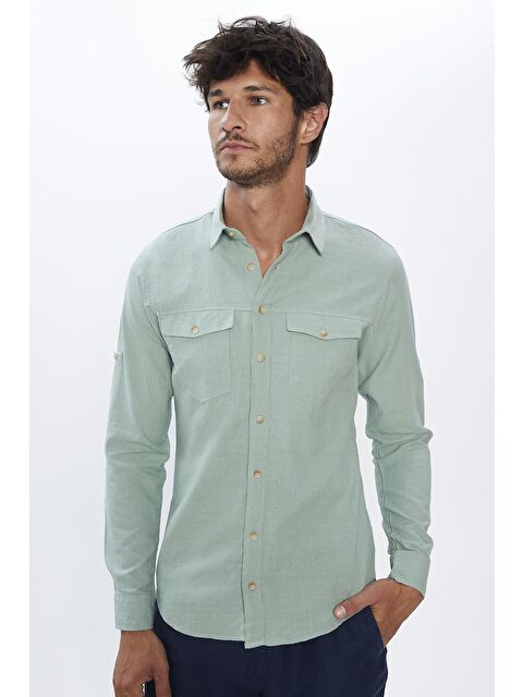TUDORS Erkek Slim Fit Dar Kesim Uzun Kollu %100 Pamuk Keten Doku Çift Cep Spor Yaka Yeşil Gömlek