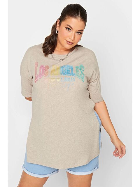 Stil Diva Büyük Beden Bisiklet Yaka Kısa Kollu Yırtmaç Detaylı Baskılı Tişört 302202 - S000165582-19928