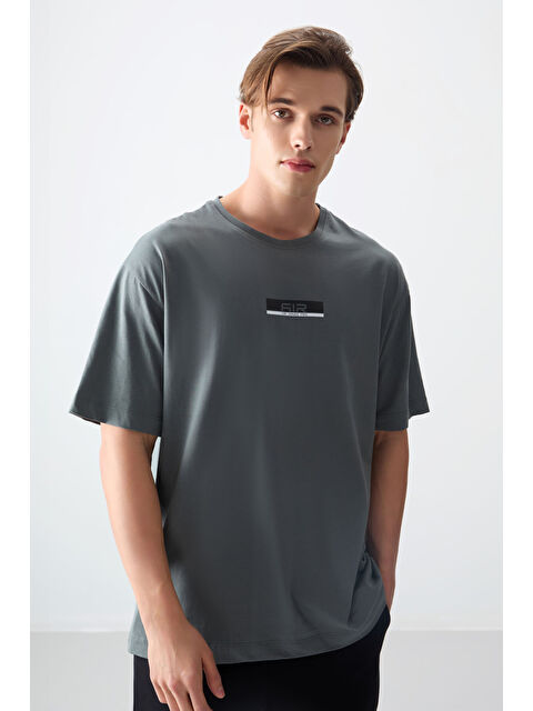 Air Jones Haki %100 Pamuk Kalın Yumuşak Dokulu Oversize Fit Baskılı Erkek Tişört - 88359 - S000149370-18547