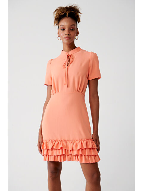 Muni Muni Eteği Fırfırlı Düz Renk Mini Elbise