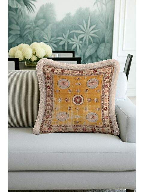 Milbay Grup Saray Halı Motifli Saçaklı Yastık Kılıfı - Vintage Rustik Altın Renkli Püsküllü Kırlent Kılıfı