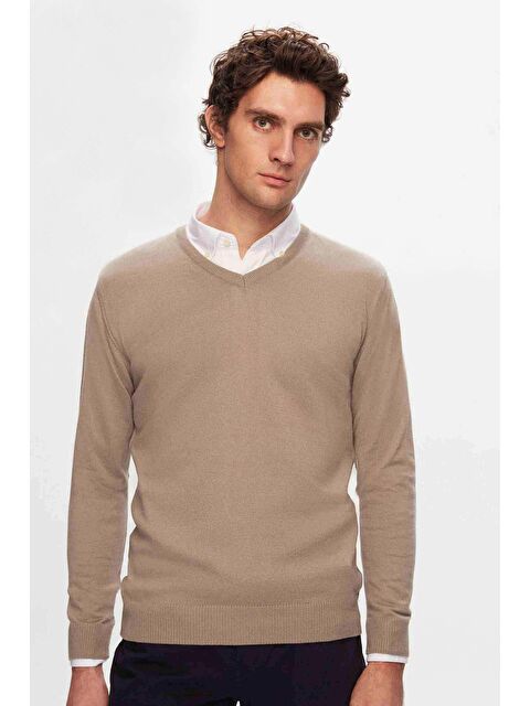 D'S damat Regular Fit Bej Düz V Yaka Triko Kazak - S000365723-19928