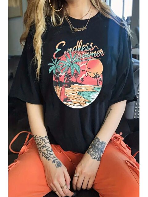 Trendseninle Kadın Siyah Endless Summer Baskılı Oversize T shirt - S000366048-19351