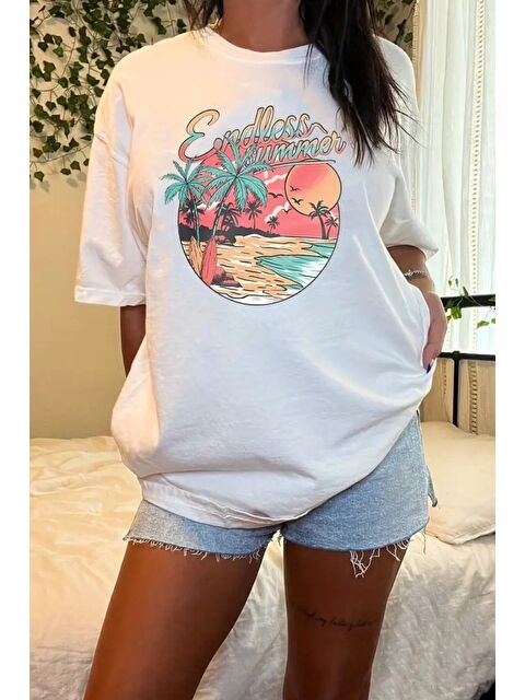 Trendseninle Kadın Beyaz Endless Summer Baskılı Oversize T shirt - S000366048-20063