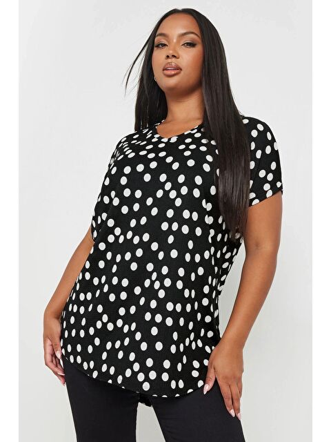 Stil Diva Büyük Beden V Yaka Kısa Kollu Puantiye Desenli Bluz 303496 - S000380031-19351