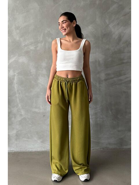 Madmext Fıstık Yeşili Ayarlanabilir Bel Bol Paça Rahat Kesim Basic Kadın Eşofman Altı Mg2122 - S000236654-19972