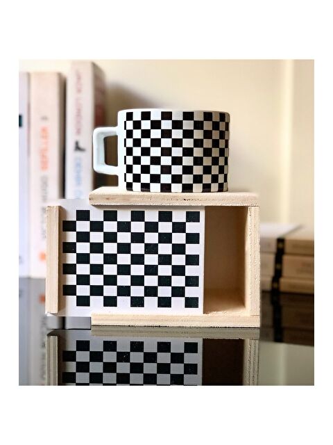 Bam Hediyelik Eşya Dama Tasarımlı Kutulu Kupa - S000290296-23173