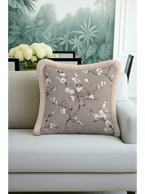 Milbay Grup Vişne Dalı Motifli Saçaklı Yastık Kılıfı - Zarif Doğa Temalı Country Bej Püsküllü Kırlent Kılıfı
