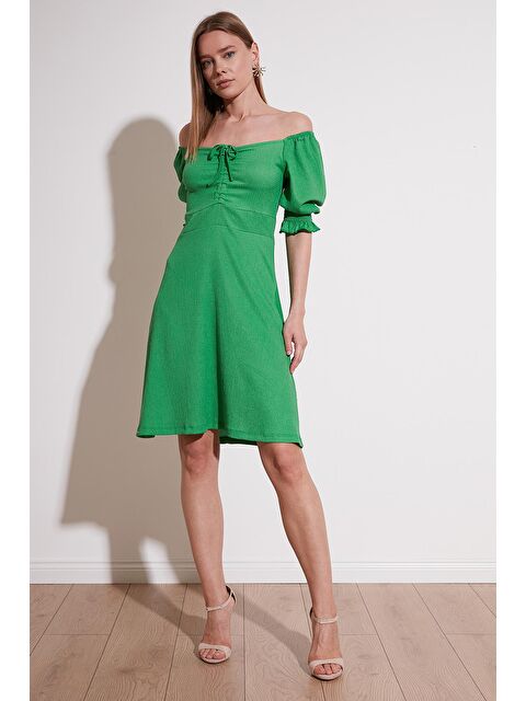 Lela Krinkıl Büzgülü V Yaka Kolları Gipeli Elbise 5865034 - S000010007-18194