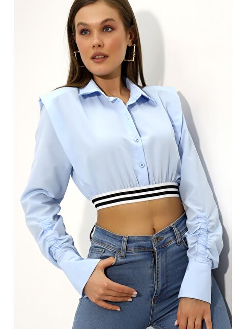 Hazelin Kadın Açık Mavi Uzun Kollu Crop Detaylı Poplin Gömlek HZL23W-DSB110091 - S000045092-17437