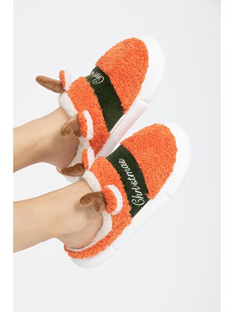 Letoon Christmas Nakışlı Pelüş Kadın Ev Terliği - S000063780-20013