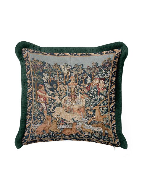 Milbay Grup Asil Saray Figürlü Saçaklı Yastık Kılıfı - Şövalye Orman Gotik Yeşil Gold Püsküllü Kırlent Kılıfı