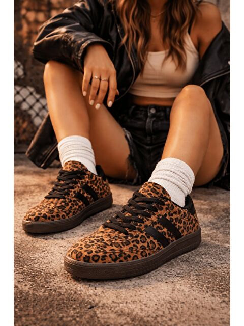 Muggo LEOPARD Kadın Ortopedik Günlük Bağcıklı Yürüyüş Leopar Desenli Sneaker Spor Ayakkabı
