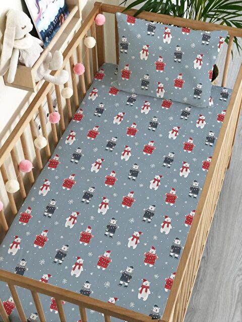 Evmila Yılbaşı Tema Kutup Ayısı Desen Baskılı Bebek Boy Lastikli Çarşaf Seti 60x120 cm - S000089167-23173