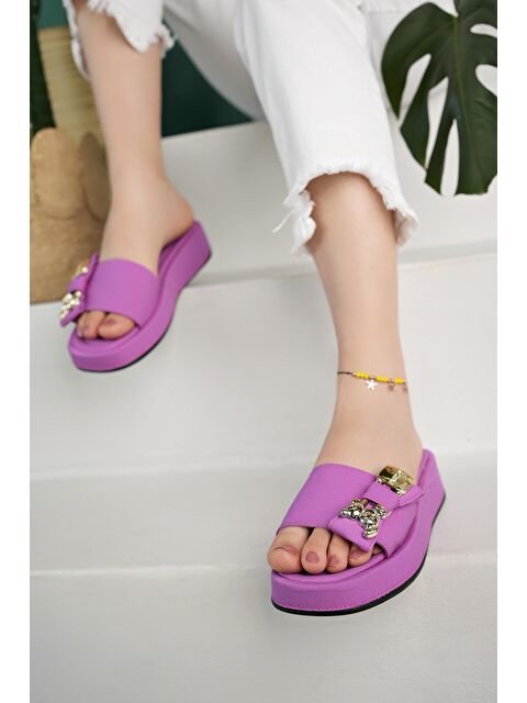 Muggo Günlük Fiyonk Aksesuar Detaylı Kadın Terlik - S000178983-20042