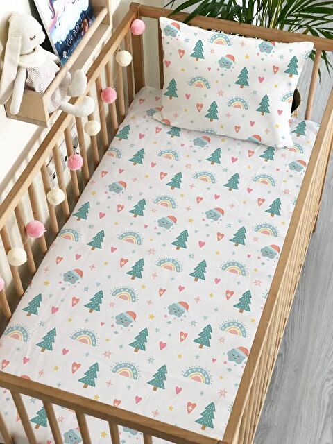 Evmila Yılbaşı Tema  Desen Baskılı Bebek Boy Lastikli Çarşaf Seti 60x120 cm - S000089179-23173