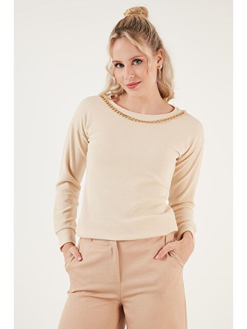 Lela Zincir Detaylı Regular Fit Bisiklet Yaka Esnek Bluz 5865347 - S000058462-25636