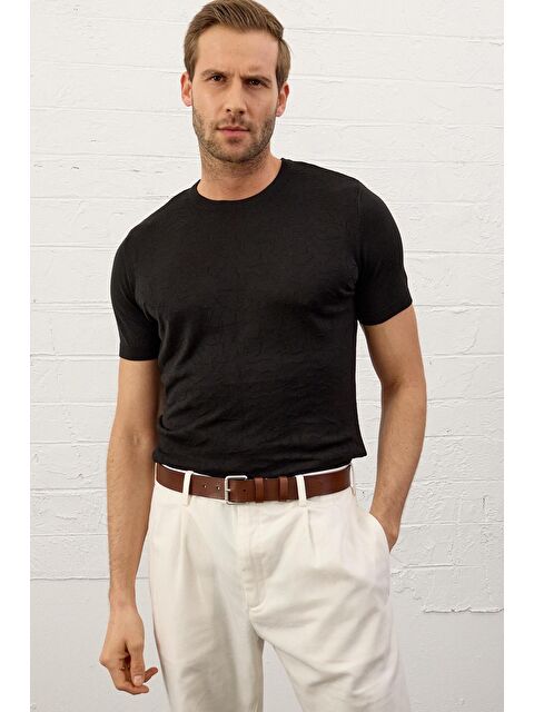 Danger Modelli Bisiklet Yaka Slim-Fit Yazlık Triko Tişört Siyah - S000177700-19351