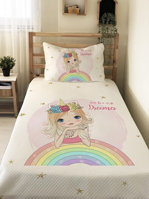 Evmila Ve Kız Desenli, Baskılı Tek Kişilik ve Çocuk Pike Takımı - S000085498-23173