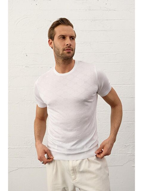 Danger Erkek Kare Desenli Slim-Fit Kalıp Yazlık Triko Tişört Beyaz - S000167896-20063
