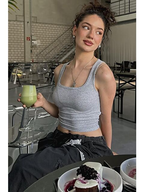 Madmext Gri Fitilli Görünümlü Askılı Basic Atlet Mg2057 - S000175627-20600