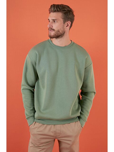 Buratti Regular Fit Bisiklet Yaka Tüylü Yumuşak Şardonlu Sweat Erkek Sweatshirt 5905255 - S000000582-18194