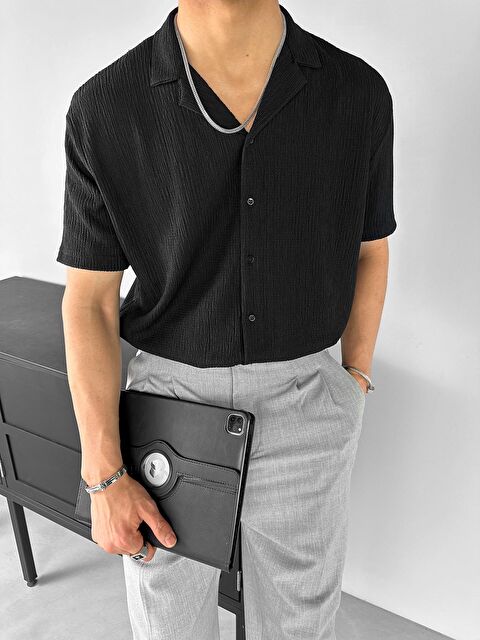 Abluka Online Erkek Long Fit Gofre Kumaş Esnek Küba Yaka Gömlek Siyah - S000240382-19351