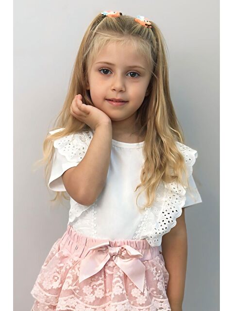 Breeze Kız Çocuk Tişört Güpürlü Çiçekleri Nakışlı Beyaz (1.5-5 Yaş) - S000392881-20063