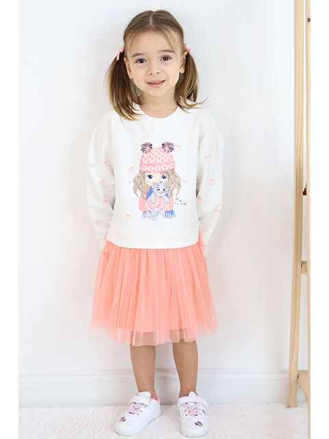 Breeze Kız Çocuk Uzun Kollu Elbise Arkadaş Temalı Kolları Kalp Desenli Ekru (2-6 Yaş) - S000355970-19965