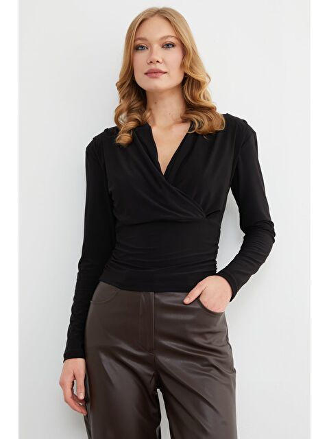 Fullamoda Omuz Vatkalı Kruvaze Yaka Bluz - S000487599-19351