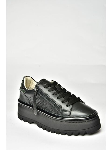 Fox Shoes Siyah Kadın Sneaker U5553102 - S000369396-19351