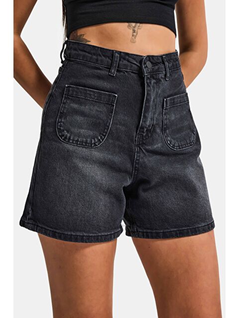 It's Basic Kadın Koyu Füme 2s6-1 Mom Fit Önden Cepli Denim Şort