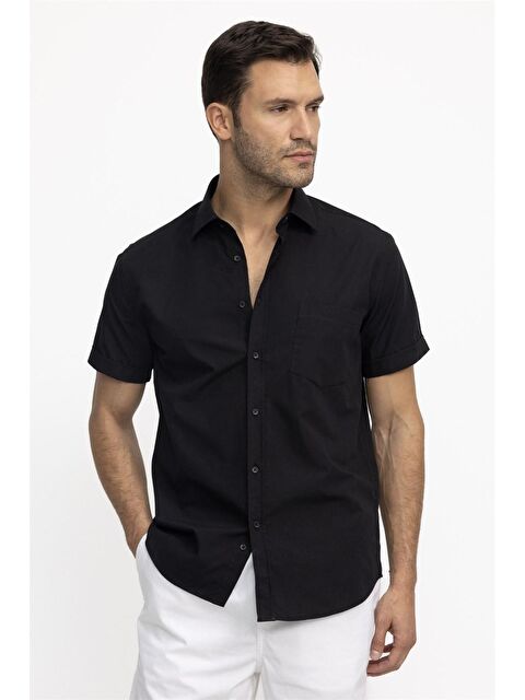 TUDORS Tudors Klasik Fit Kısa Kol Düz Kravatlık Kolay Ütülenebilir Erkek Gömlek