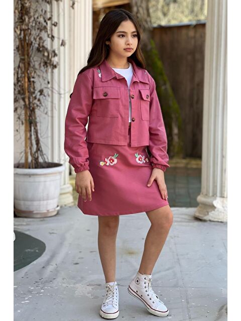 Riccotarz Kız Çocuk Omuzlarında Çiçek işlemeli Ceket Croplu Gabardin Pembe Etekli Takım - S000393443-20024
