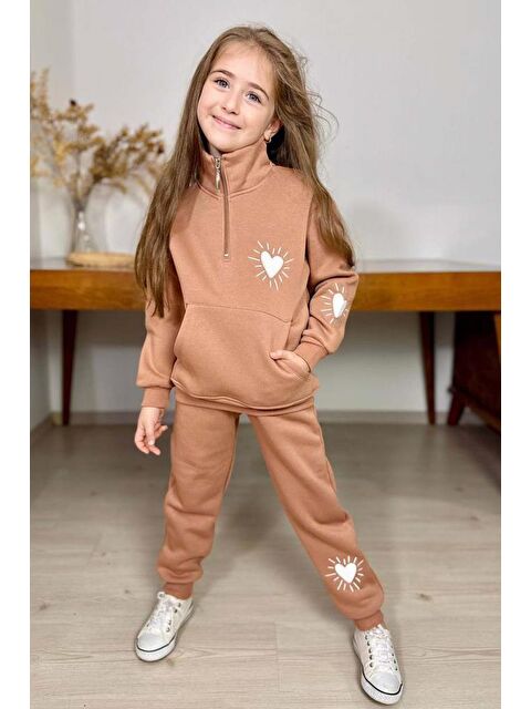 Riccotarz Kız Çocuk Kalp Emoji Baskılı Kanguru Cepli Fermuarlı Sweat Taba Eşofman Takım - S000469652-14955
