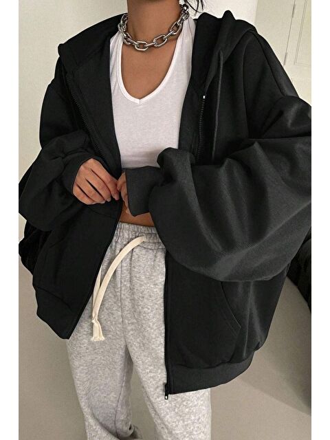 Trendseninle Kadın Siyah Kapüşonlu Detaylı Fermuarlı sweatshirt - S000109545-19351