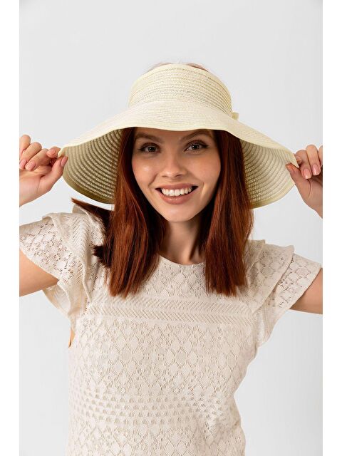 Luminos Butik Krem Kurdeleli Hasır Vizör Şapka Hsr2080