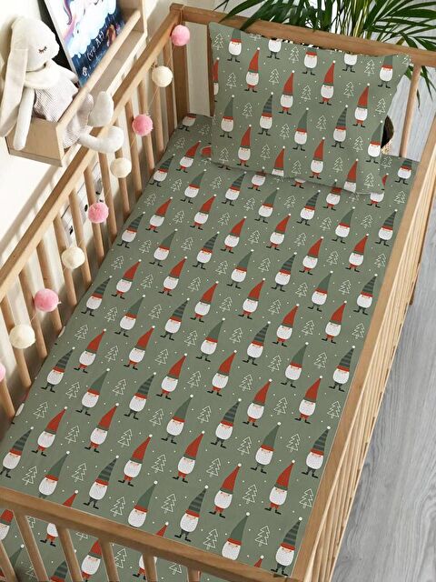 Evmila Yılbaşı Tema Baba Desen Baskılı Bebek Boy Lastikli Çarşaf Seti 60x120 cm - S000089274-23173