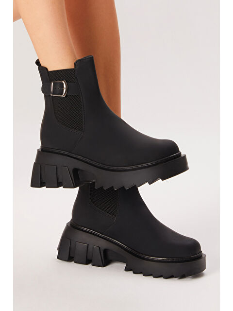 TONNY BLACK Kadın Siyah Cilt Rahat Kalıp Kalın Taban Tokalı Lastikli Bot - S000051480-19351