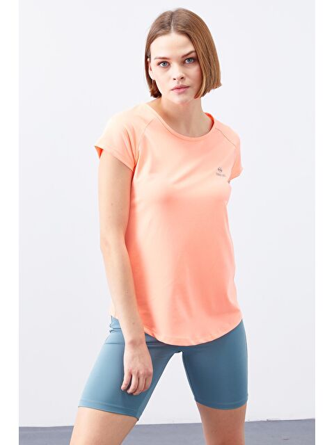 Tommylife Mercan Sırt Pencereli Kısa Kol Standart Kalıp O Yaka Kadın Tişört - 97101 - S000032338-19963